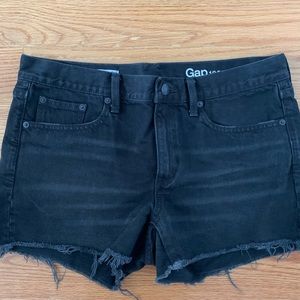 Gap washed black denim cut-off shorts